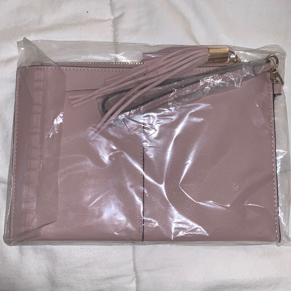 INC Clutch